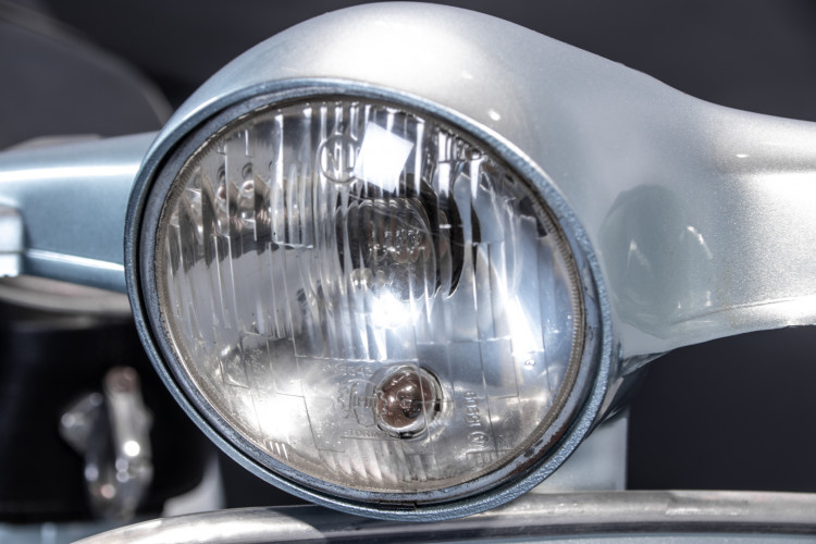 1967 Piaggio Vespa VMA 125 21