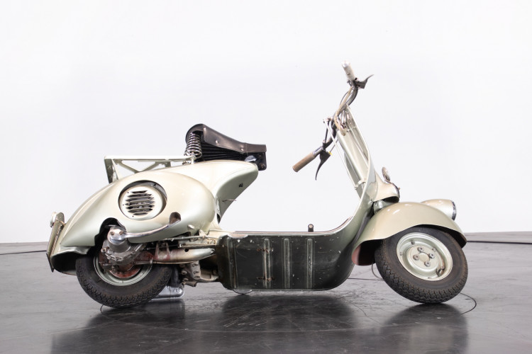 1950 Piaggio Vespa 98 10