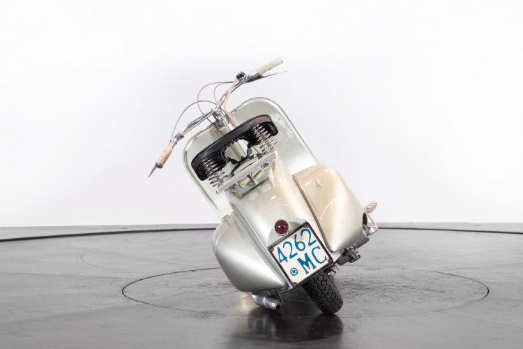 1950 Piaggio Vespa 98 13