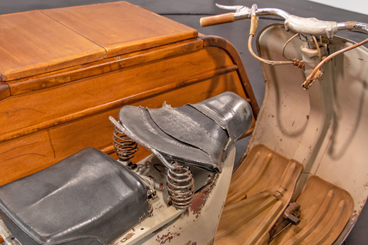 1953 Piaggio Vespa Sidecar faro basso 11