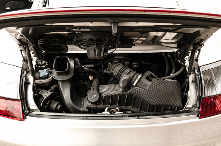 2002 Porsche 996 Carrera 4S Coupé 25
