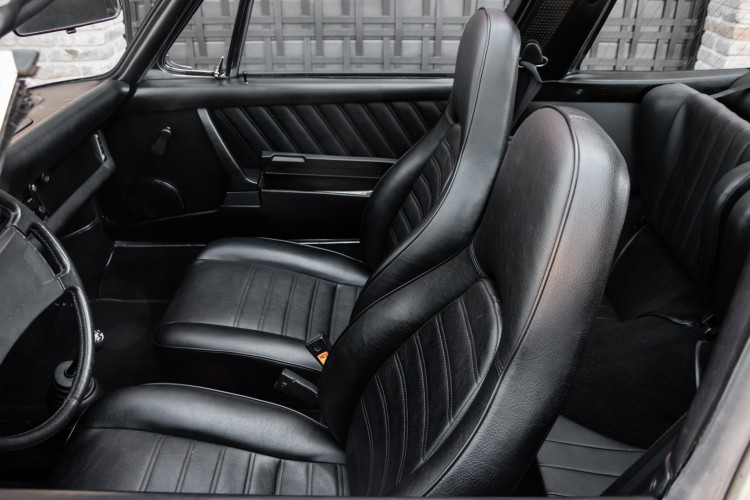 1974 Porsche 911 S 2.7 Targa 27
