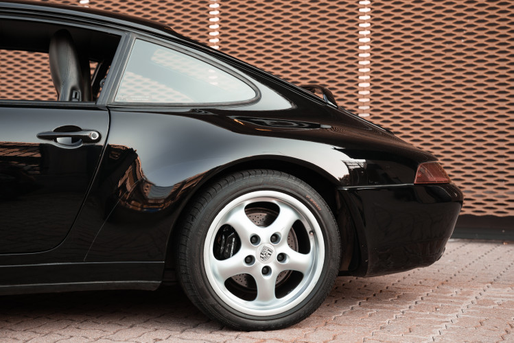 1994 Porsche 993 Carrera 3.6 16