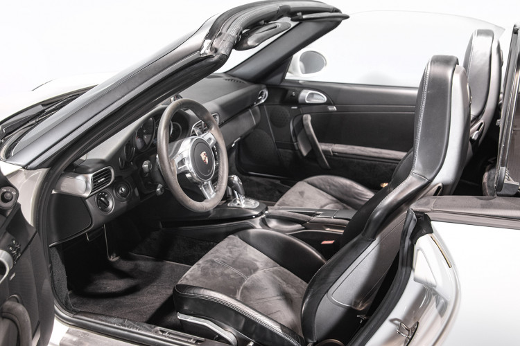 2011 PORSCHE 997 CARRERA GTS CABRIOLET 38