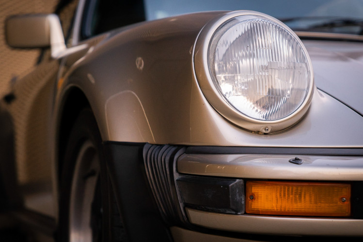 1985 Porsche 930 Turbo 7