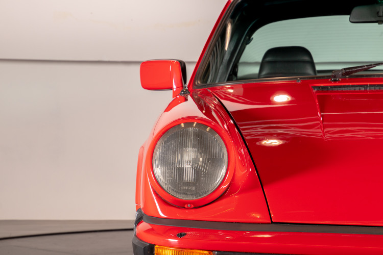 1983 Porsche 911 SC Targa 9
