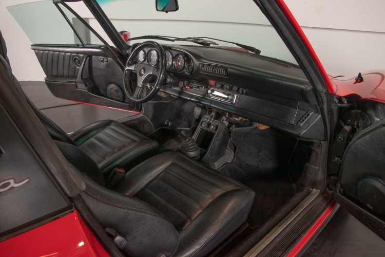 1983 Porsche 911 SC Targa 20