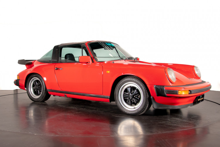 1983 Porsche 911 SC Targa 6