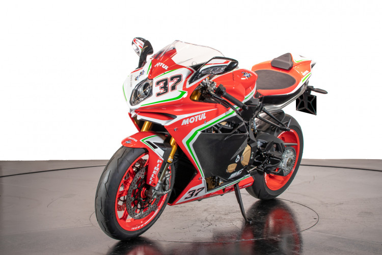 2016 MV AGUSTA 1000 F6 7