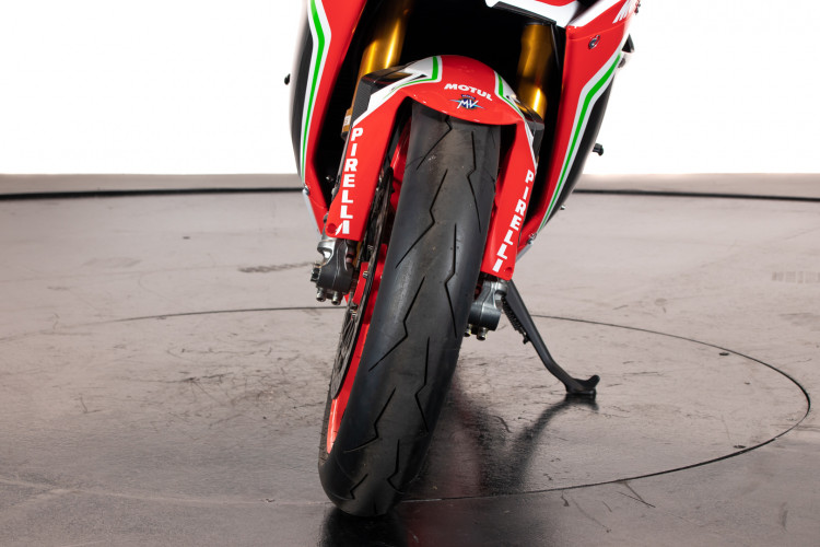 2016 MV AGUSTA 1000 F6 8