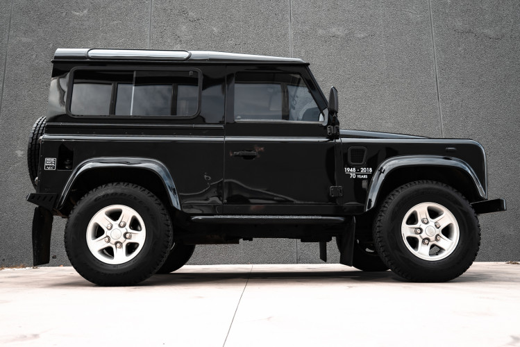 2008 Land Rover Defender 90 2.4 TD4 11