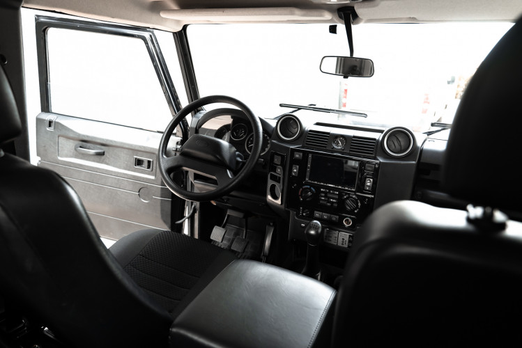 2008 Land Rover Defender 90 2.4 TD4 32