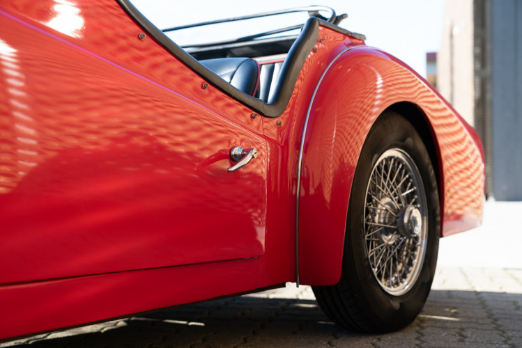 1958 Triumph TR3A "Small Mouth" 25