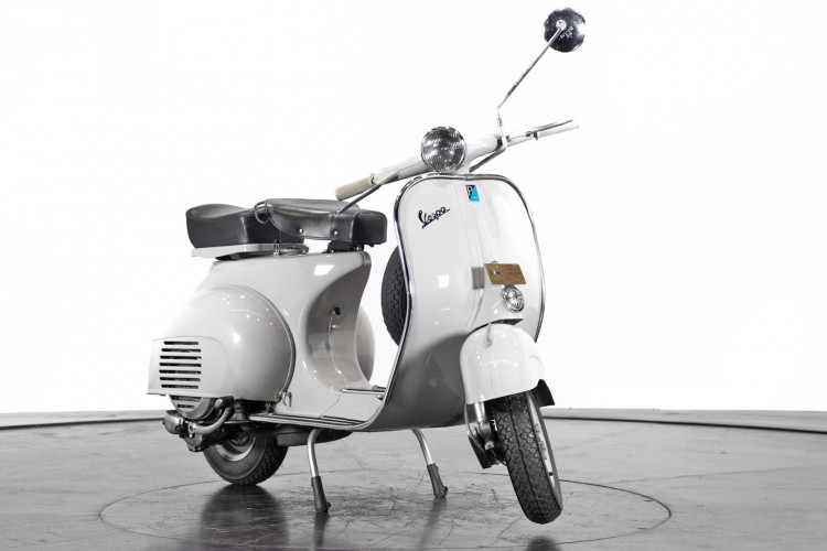 1961 Piaggio Vespa 125 3