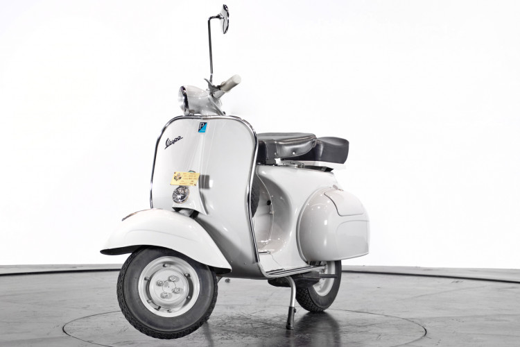 1961 Piaggio Vespa 125 1