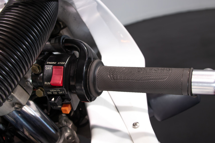 1989 Yamaha FZR 750 R (OW01) 20