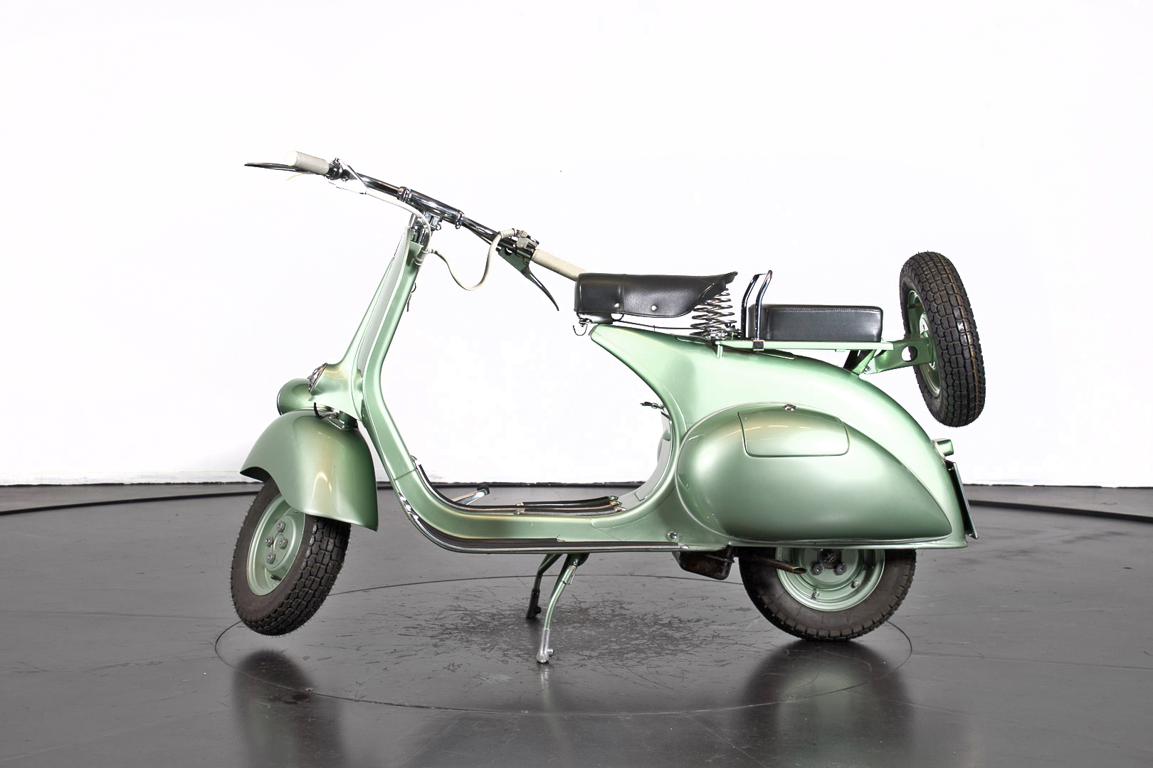 1952 Piaggio Vespa 125 - Piaggio - Moto d'epoca - Ruote da Sogno