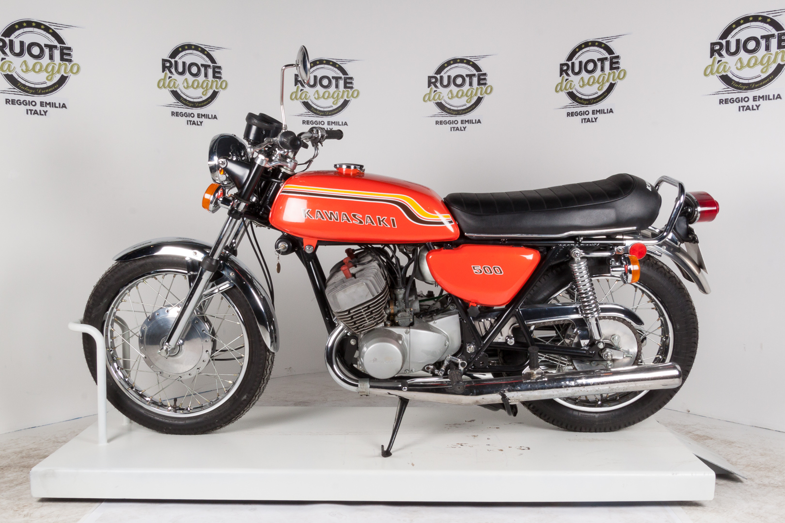 kawasaki mach 3 500 for sale 1971 kawasaki 500 mach iii moto d epoca ruote da sogno kawasaki mach 3 500 for sale 1971 kawasaki 500 mach iii moto d epoca ruote da sogno