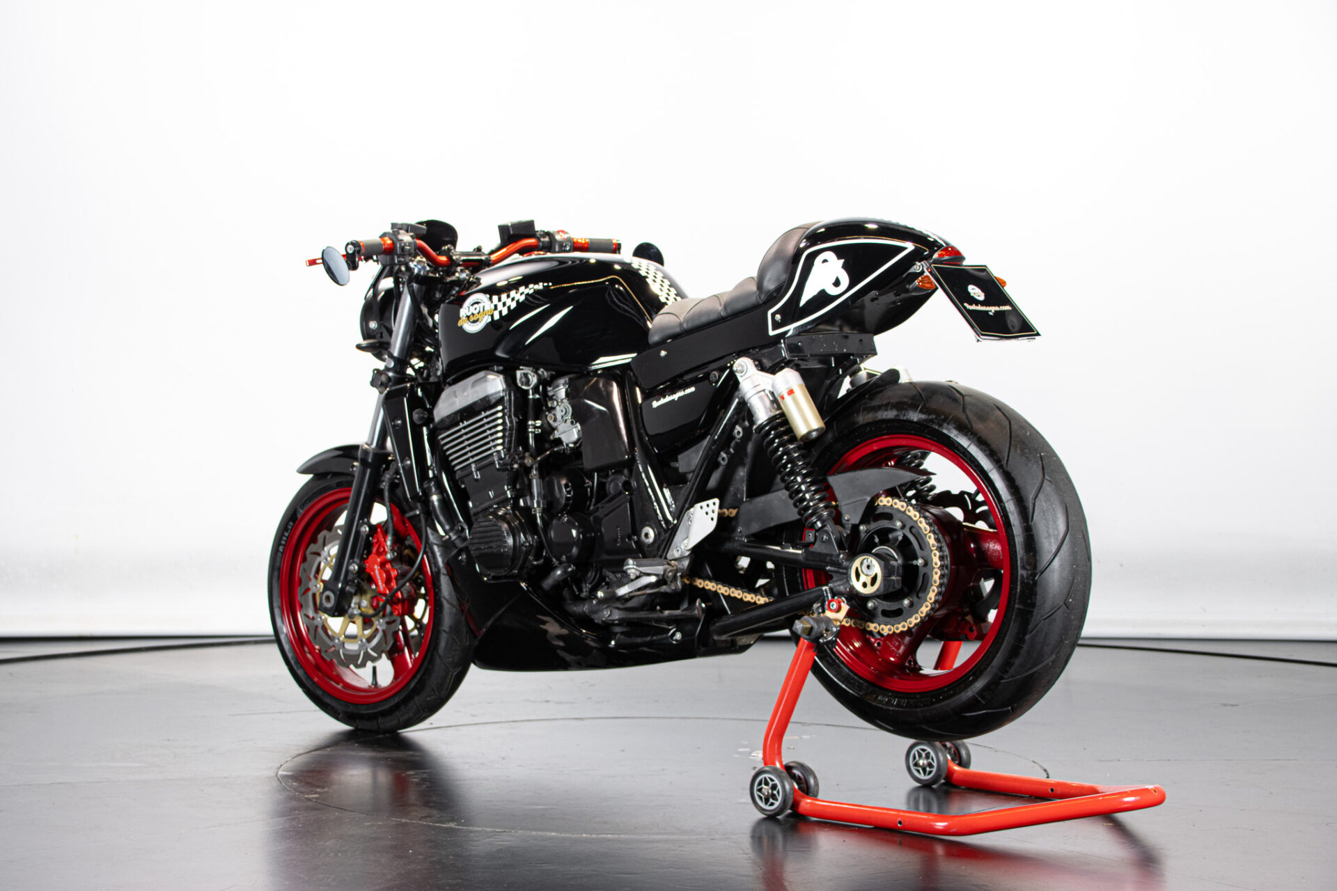2000 KAWASAKI ZRT 1100 FORK ALL CAFE' RACER - Ruote da Sogno