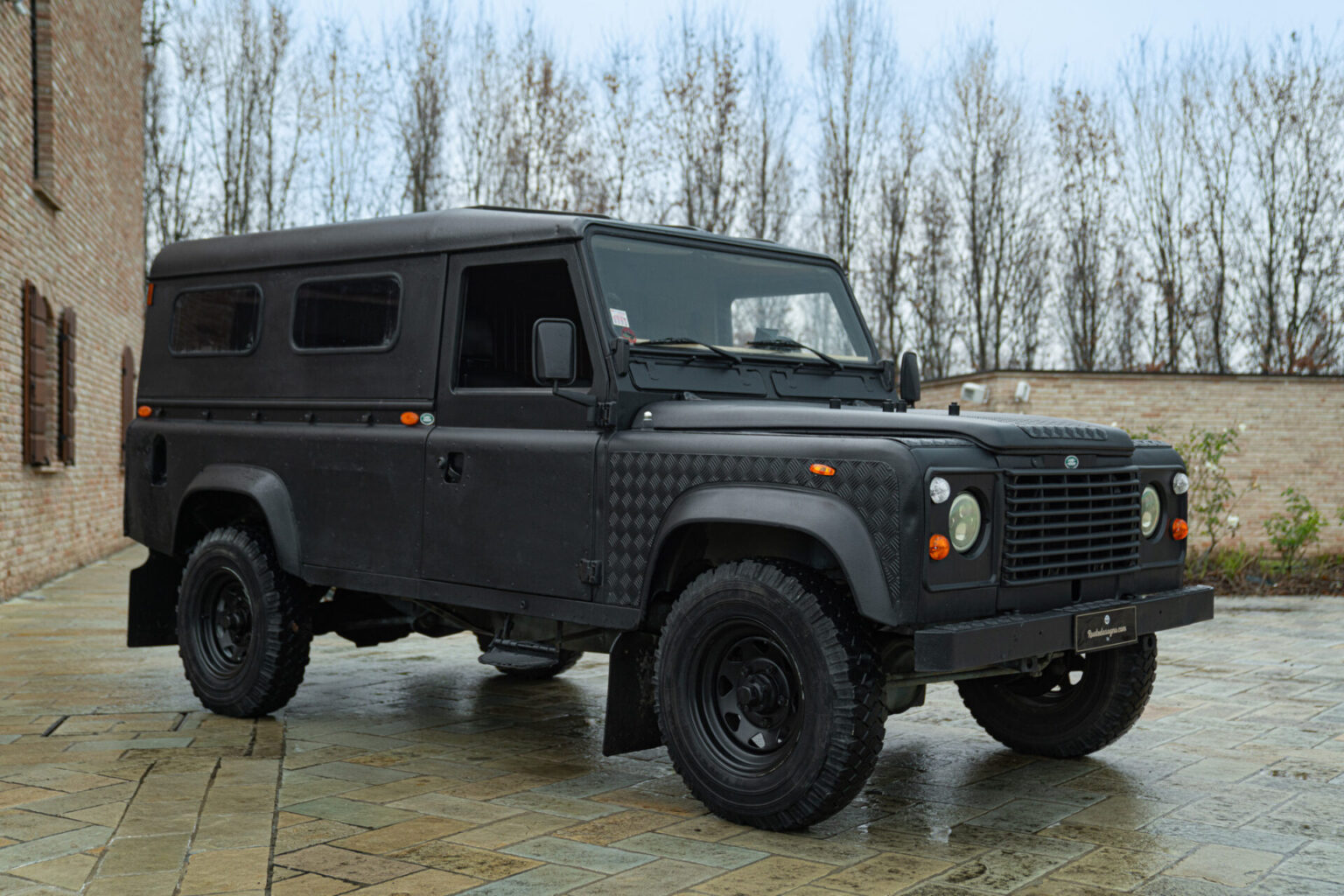 1985 LAND ROVER DEFENDER - Ruote da Sogno